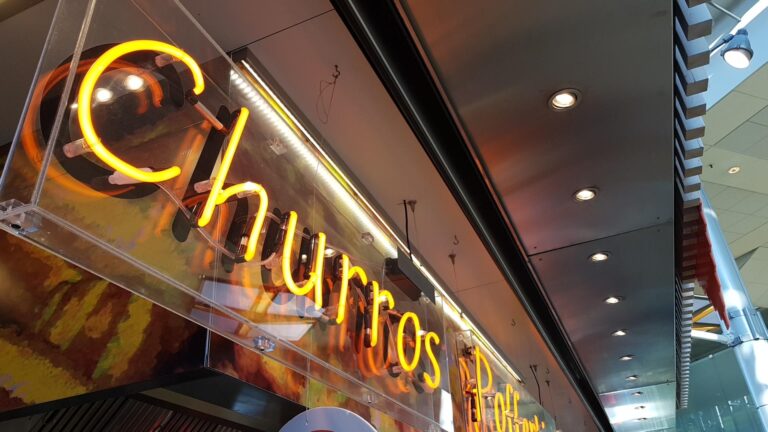 Churros Sweets ChIJpf5AoZszxEcRN6yU0ogxN7o 1 768x432