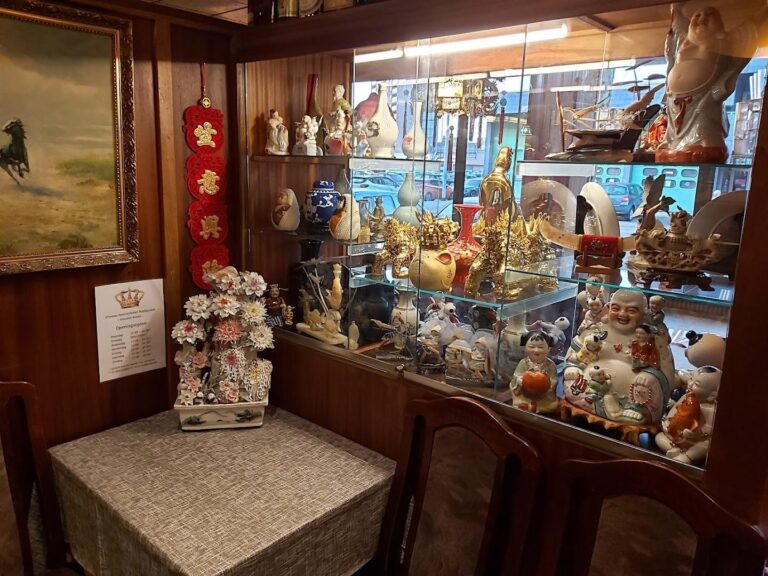 Gouden Kroon ChIJieHufwVKxEcRPFnW3kkDNPw 1 768x576