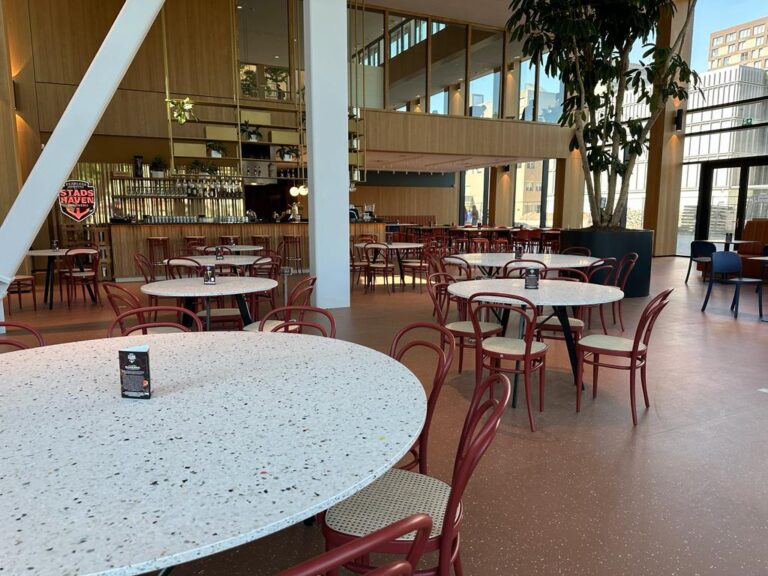 Grand Cafe Yours ChIJh RsY1czxEcRSKGGy RsH g 1 768x576