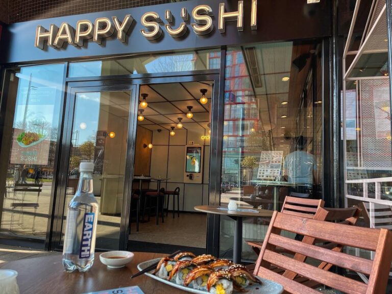 Happy Sushi ChIJG a7uqY0xEcR5 k3odPpUCo 1 768x576