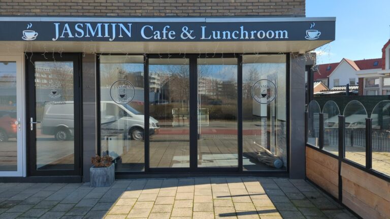 Jasmijn Cafe Lunchroom ChIJf5j1ZK6Vx0cR3CGWOLOLcpI 1 768x432