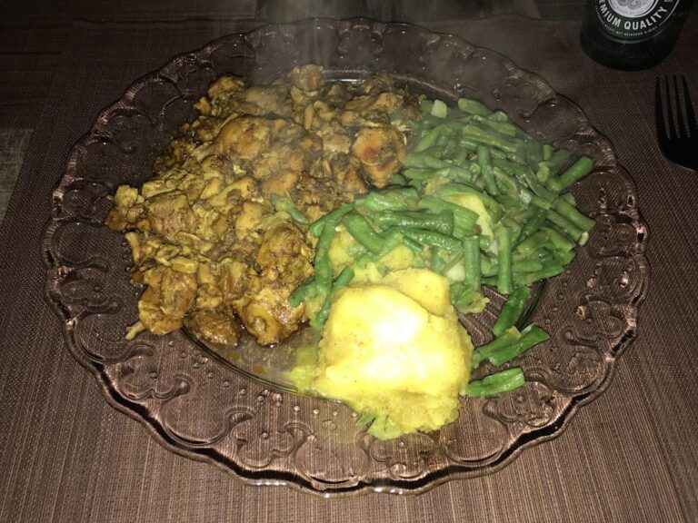 Maha Roti Queen ChIJkYQZgo7GxUcRzbDA7G9paFY 1 768x576