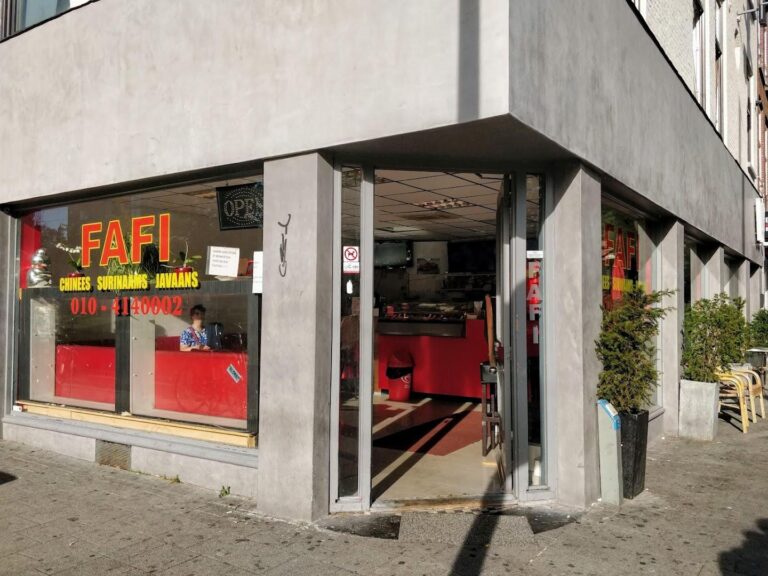 Restaurant Fafi ChIJsyo1i580xEcROLvj3Z86WEw 1 768x576