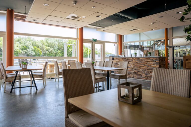 Restaurant snackbar Noordduinen ChIJ9QaEb5y xUcROY bWxotz7Y 1 768x512