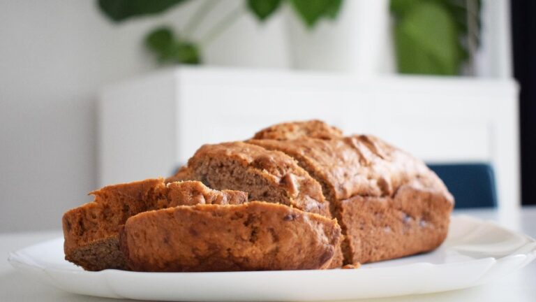 Rocelie s Banana Bread ChIJExh0vUgzxEcRd EQNy9NH2E 1 768x432