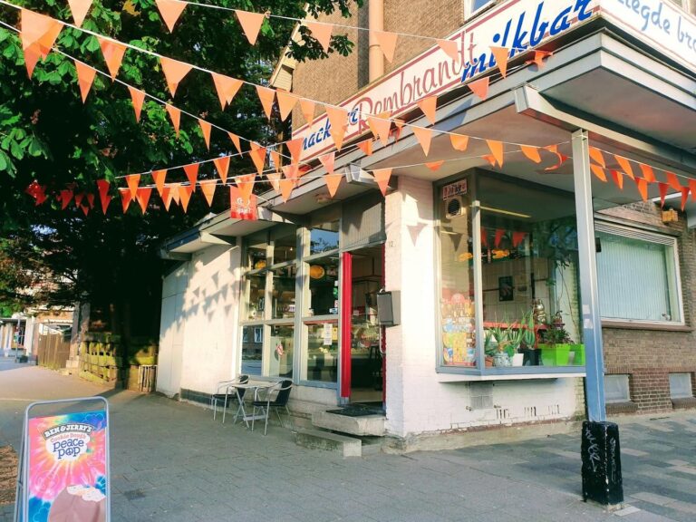 Snackbar Nieuw Rembrandt ChIJifzUvIczxEcRD6DJPsAUXoI 1 768x576
