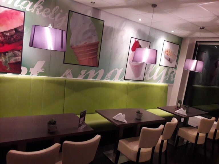 Snackcorner de Mollum ChIJGdT9FoSEyEcRNzGbrgf2EBw 1 768x576